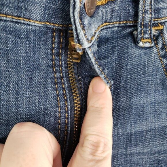 Wrangler Jeans Womens Size 16 Classic Straight Leg Comfort Fit Denim Blue Cowboy - Picture 5 of 10